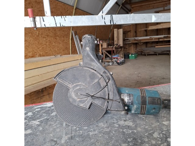 Haakse slijper makita, ga9030r, bouwjaar 2016 - afbeelding 4 van  5