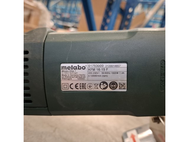 Haakse slijper met metaal kantenfrees metabo, wef 9-125 quick, kfm16-15 f - afbeelding 7 van  12