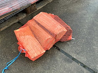 Haardhout in net (63x) - afbeelding 6 van  6