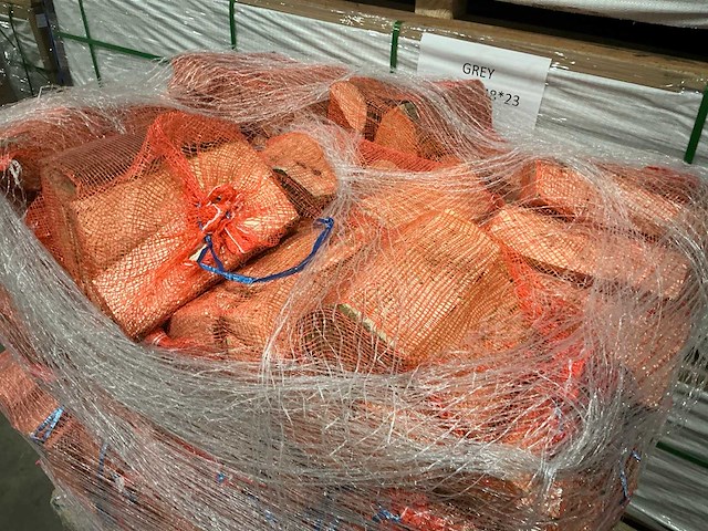 Haardhout in net - afbeelding 8 van  8