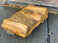 Haardhout in net - afbeelding 1 van  4