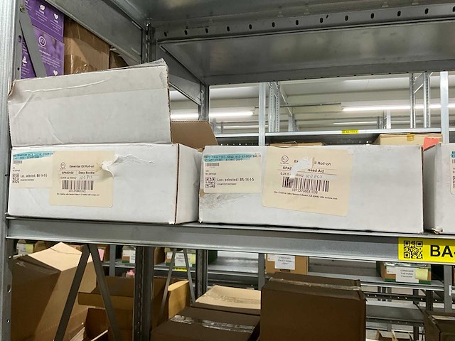 Haarserum, peel off masks en essential oils - afbeelding 5 van  6