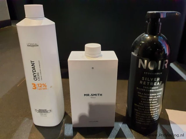 Haarverzorgingsproducten o.a. mr. smith masuque, l'oréal paris oxydant & noir stockholm silver condition - afbeelding 1 van  1