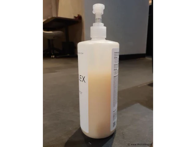 Haarverzorgingsproducten o.a. olaplex bond shampoo no.4 & bond multiplier no.1 - afbeelding 3 van  8