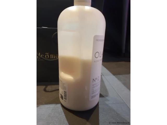 Haarverzorgingsproducten o.a. olaplex bond shampoo no.4 & bond multiplier no.1 - afbeelding 8 van  8