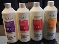 Haarverzorgingsproducten o.a. redken pro-oxide crème ontwikkelaar