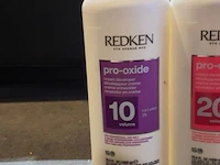 Haarverzorgingsproducten o.a. redken pro-oxide crème ontwikkelaar - afbeelding 2 van  5