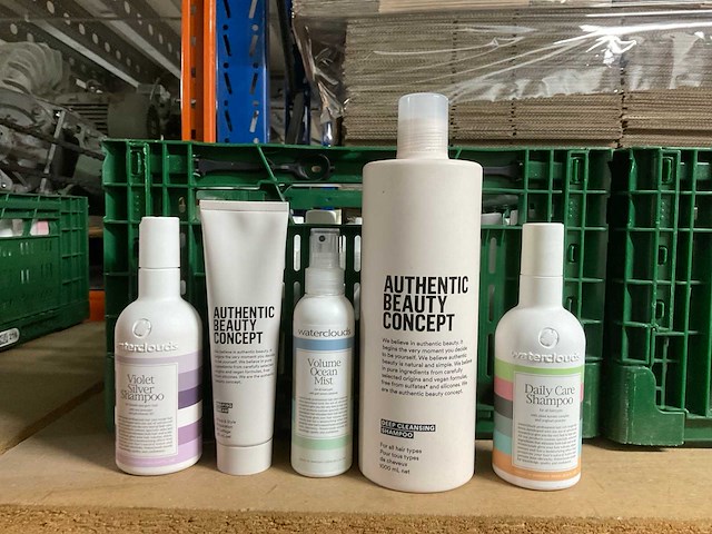 Haarverzorgingsproducten - afbeelding 2 van  7
