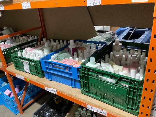 Haarverzorgingsproducten - afbeelding 1 van  7