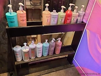 Haarverzoringsproducten o.a. kérastase résistance shampoo bain extentioniste