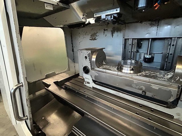 Haas - 2006 - super vf 3sshe - cnc verticaal bewerkingscentrum - afbeelding 11 van  16