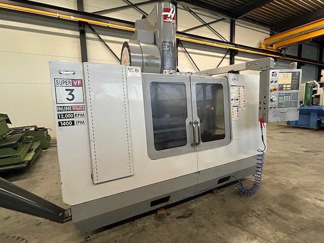 Haas - 2006 - super vf 3sshe - cnc verticaal bewerkingscentrum - afbeelding 3 van  16