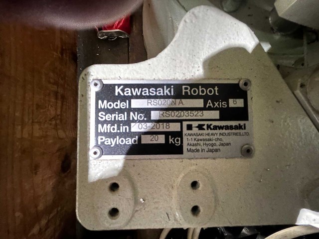 Haas + kawasaki - 2007 - vf-3dhe - verticale machinecentra + laad- ontlaadrobot - afbeelding 11 van  24