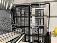 Haas + kawasaki - 2007 - vf-3dhe - verticale machinecentra + laad- ontlaadrobot - afbeelding 15 van  24