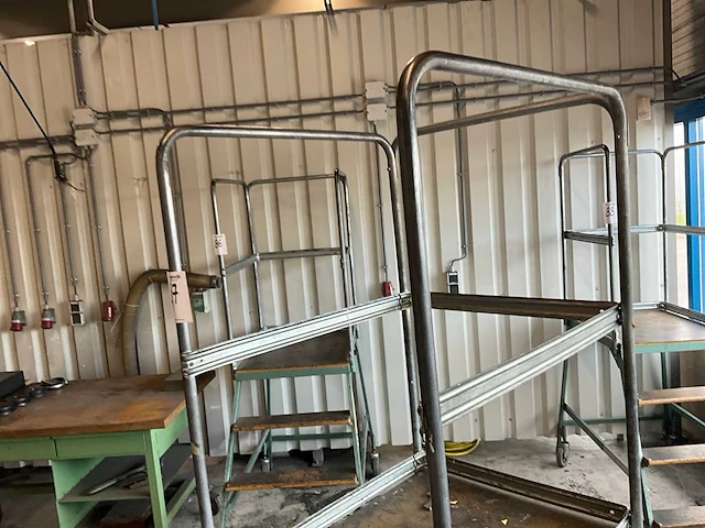 Haca leiter podestleiter platform trap - afbeelding 6 van  6