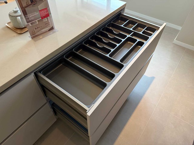 Häcker - japandi - showroomkeuken - afbeelding 23 van  26