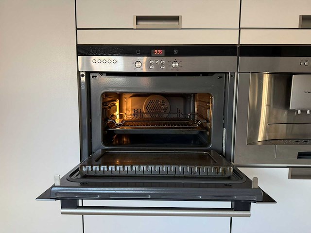 Häcker - keuken met aeg/siemens apparatuur - afbeelding 12 van  32