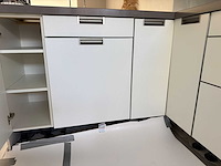 Häcker - keuken met aeg/siemens apparatuur - afbeelding 9 van  32