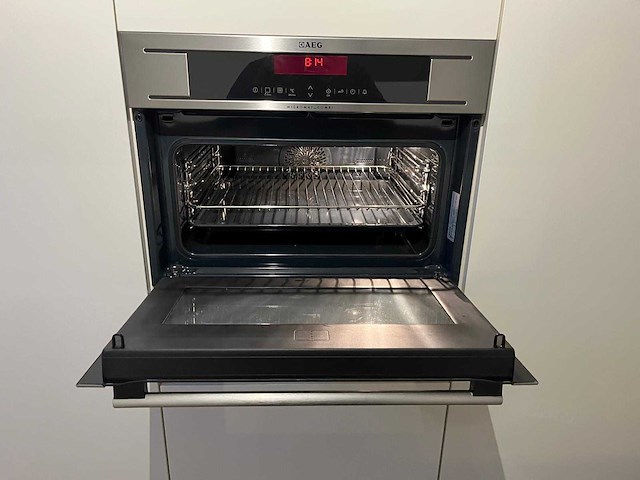 Häcker - keuken met aeg/whirlpool apparatuur - afbeelding 15 van  26