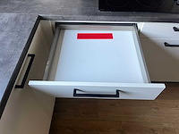 Häcker - keuken met whirlpool apparatuur - afbeelding 13 van  21