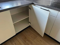 Häcker - keuken met whirlpool apparatuur - afbeelding 12 van  21