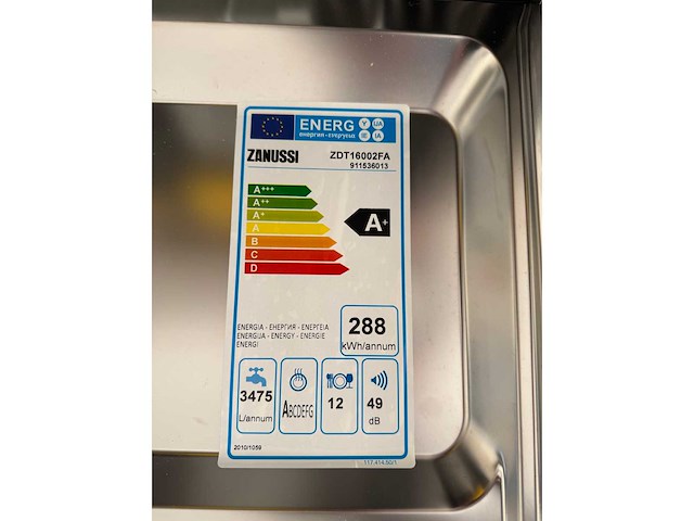 Häcker - showroomkeuken met apparatuur - afbeelding 31 van  35