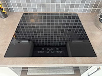 Häcker - showroomkeuken met apparatuur - afbeelding 19 van  35