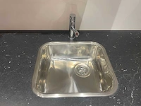 Häcker - showroomkeuken met pelgrim / whirlpool apparatuur - afbeelding 7 van  27