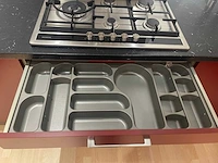 Häcker - showroomkeuken met pelgrim / whirlpool apparatuur - afbeelding 14 van  27