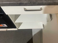 Häcker - showroomkeuken met whirlpool apparatuur - afbeelding 7 van  21