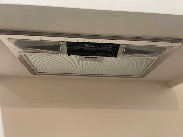 Häcker - showroomkeuken met whirlpool apparatuur - afbeelding 12 van  21