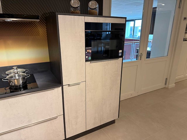 Häcker - showroomkeuken - afbeelding 4 van  18