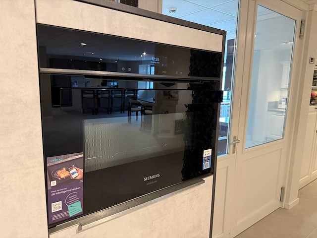 Häcker - showroomkeuken - afbeelding 8 van  18