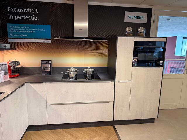 Häcker - showroomkeuken - afbeelding 17 van  18