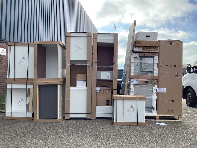 Häcker concept130 scala amarant mat recht - afbeelding 18 van  26