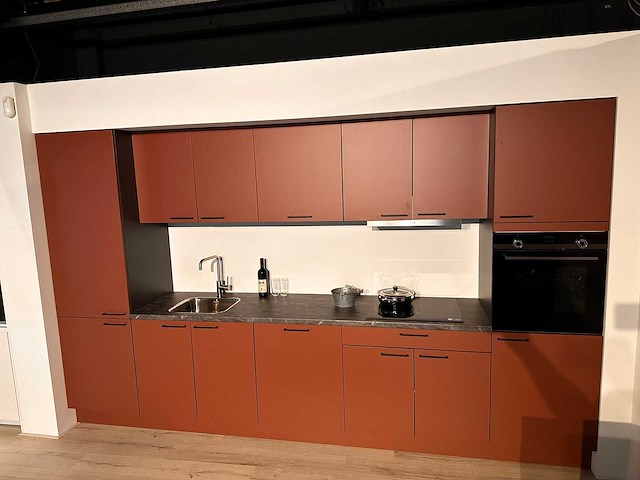 Häcker concept130 scala amarant mat recht - afbeelding 12 van  26