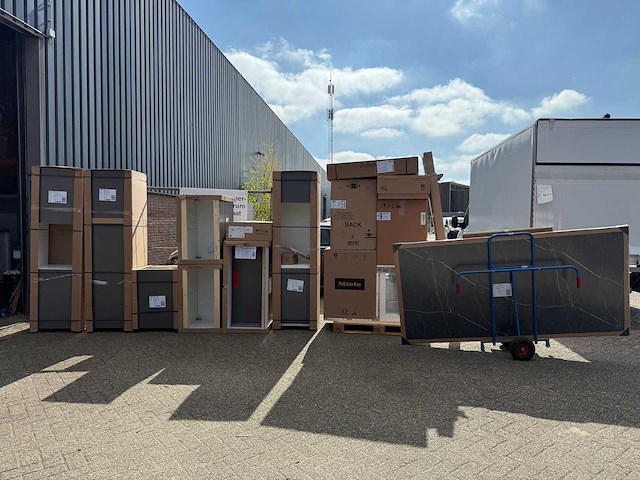 Häcker concept130 topsoft mat zwart lak eiland - afbeelding 18 van  21