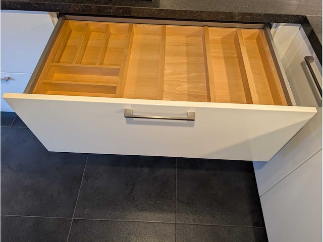 Häcker systemat - keuken met apparatuur - afbeelding 5 van  46