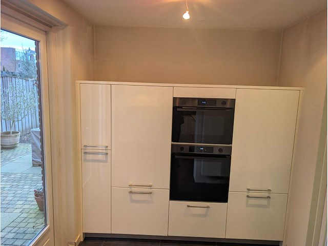 Häcker systemat - keuken met apparatuur - afbeelding 12 van  46