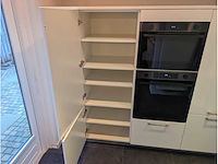 Häcker systemat - keuken met apparatuur - afbeelding 32 van  46