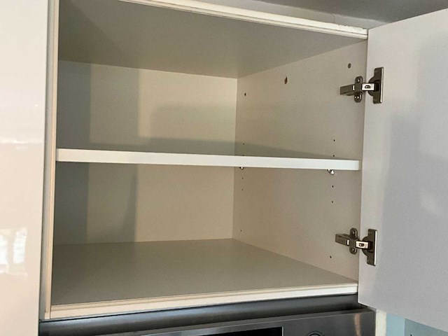 Häcker systemat - keuken met siemens/samsung apparatuur - afbeelding 2 van  43