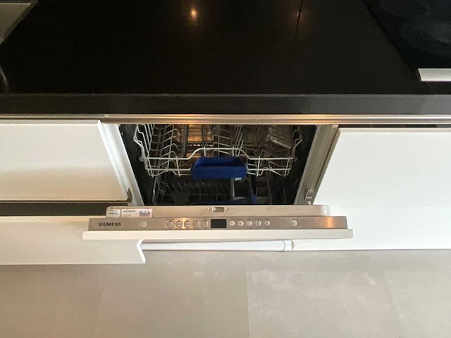 Häcker systemat - keuken met siemens/samsung apparatuur - afbeelding 15 van  29