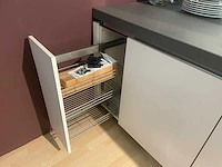 Häcker systemat - showroomkeuken met aeg / bauknecht apparatuur - afbeelding 2 van  45
