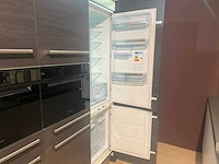 Häcker systemat - showroomkeuken met aeg / bauknecht apparatuur - afbeelding 29 van  45