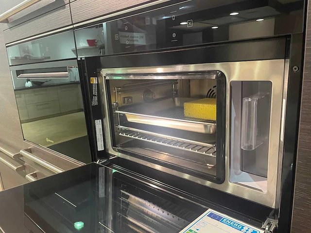 Häcker systemat - showroomkeuken met aeg / bauknecht apparatuur - afbeelding 35 van  45