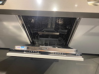 Häcker systemat - showroomkeuken met siemens studioline apparatuur - afbeelding 8 van  25