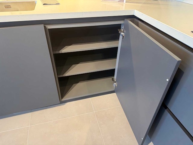 Häcker systemat - showroomkeuken - afbeelding 22 van  23