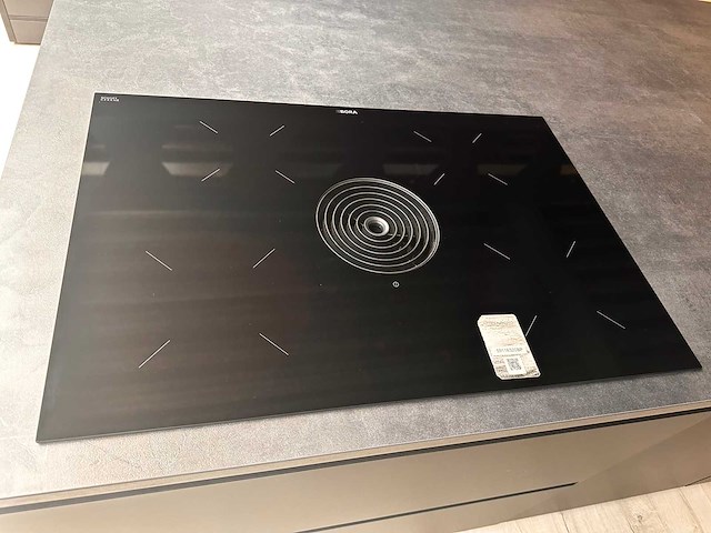 Häcker topsoft mat zwart eiland keuken - afbeelding 14 van  31