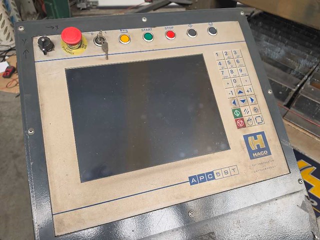 Haco - 2013 - kompakt 3015 - plasmasnijmachine - afbeelding 5 van  20