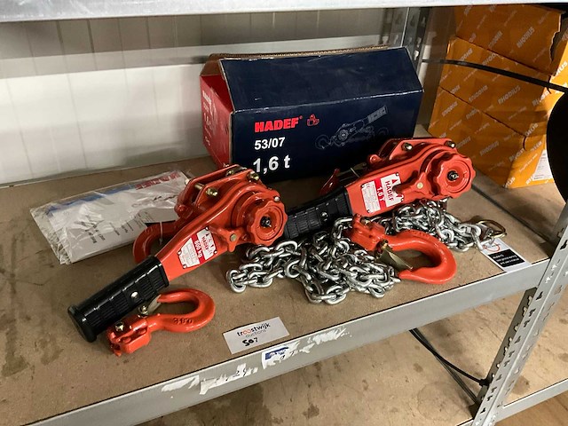 Hadef 800 kg & 1600 kg kettingtakel - afbeelding 1 van  3